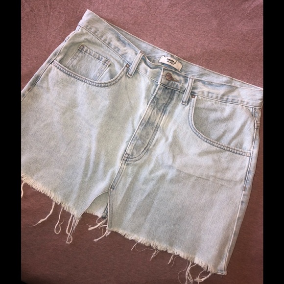 Forever 21 Dresses & Skirts - Y2K STYLE Forever 21 Denim Skirt